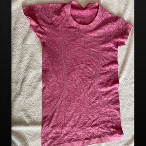 Lululemon swiftly tech shirt